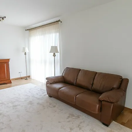 Lux Platinia Apartment *