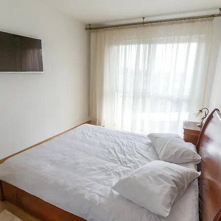 Lux Platinia